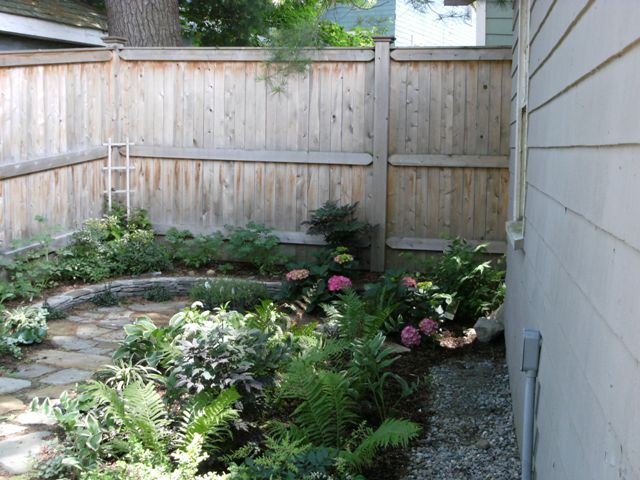 Small Backyard Garden - Terrascapes